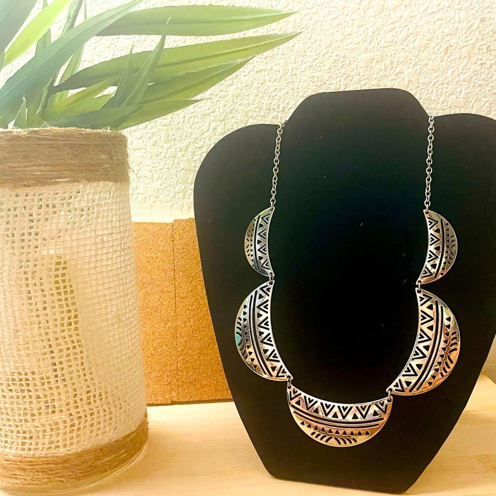 Aztecs silver necklace